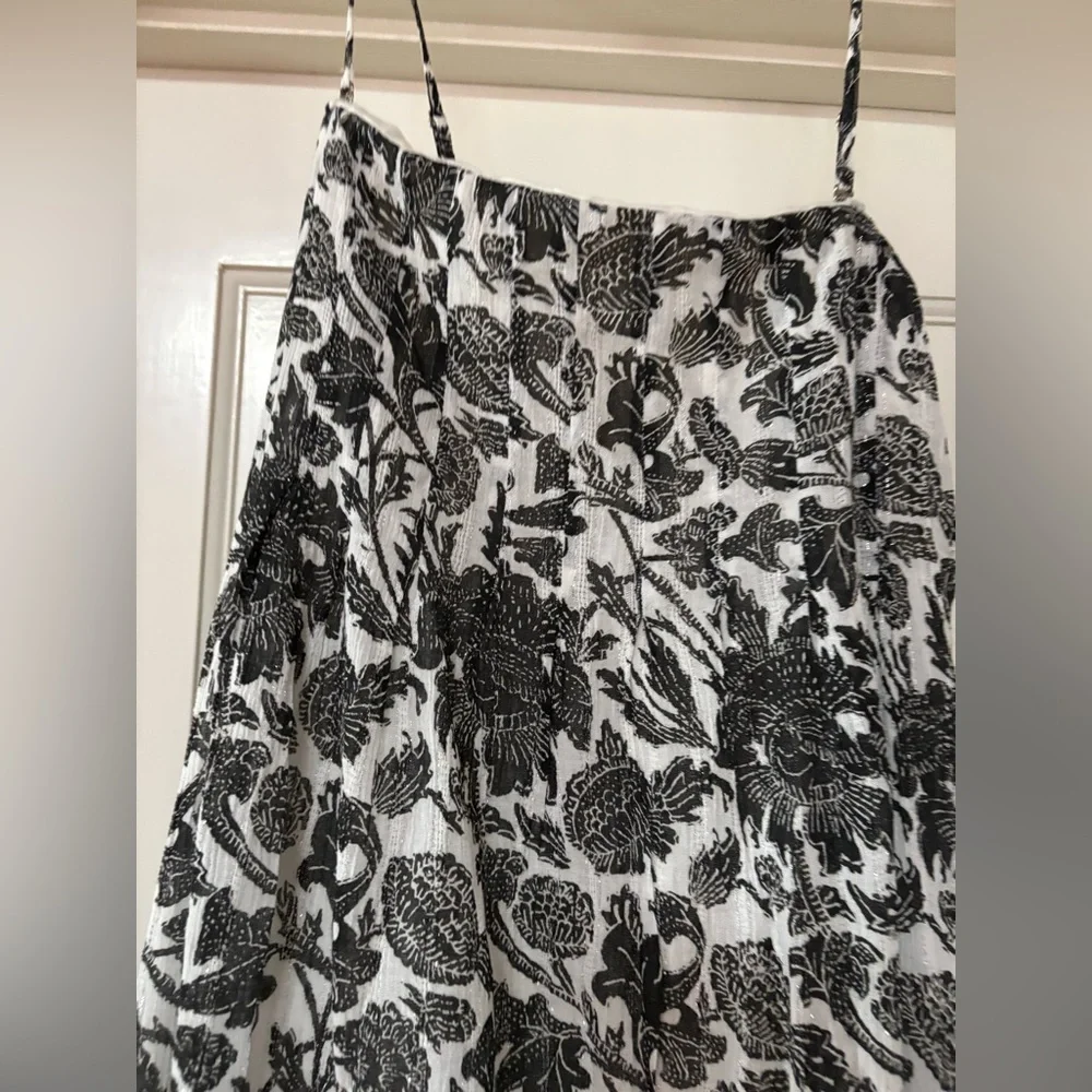 Auguste the Label Black and White Floral Dress - Picture 2 of 11